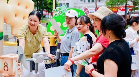 博牛配资 长沙市雨花区举办“能量焕活市集” 探索社区健康新场景